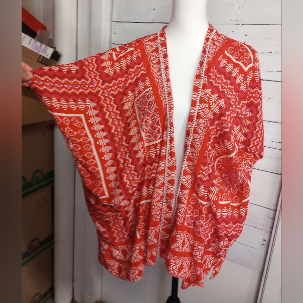 Angie Kimono Cardigan Red White Boho Aztec Print Open Front Lightweight Medium